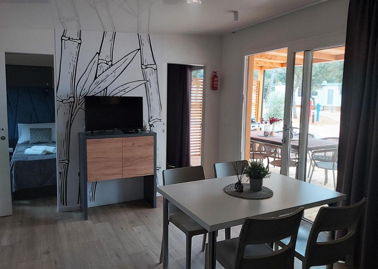 Mobile Home Sole Biograd Na Moru Extérieur photo
