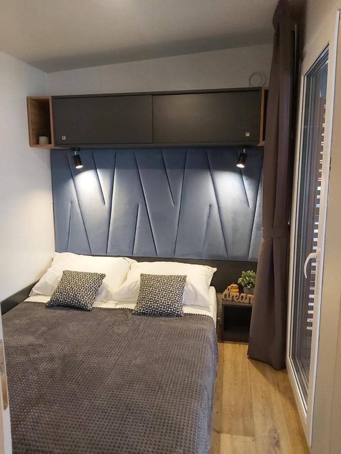 Mobile Home Sole Biograd Na Moru Extérieur photo