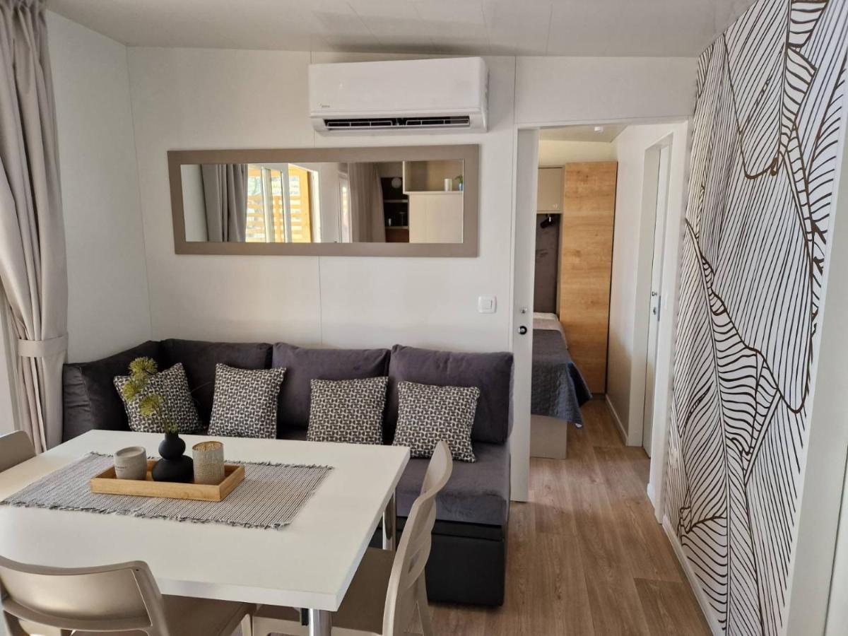 Mobile Home Sole Biograd Na Moru Extérieur photo